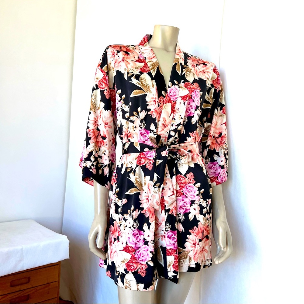 Floral Kimono Robe - Picture 5 of 9